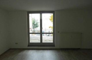 Wohnung mieten in 08468 Reichenbach, Sanierte 2-Zimmer-Wohnung mit großem Balkon im 1. Obergeschoß im Stadtzentrum!