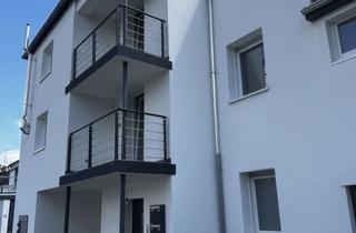 Haus kaufen in 65239 Hochheim, Frisch saniertes Renditeobjekt mit Charme - auch als Mehrgenerationenhaus nutzbar