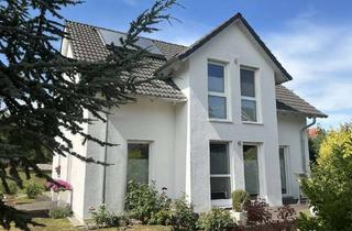 Einfamilienhaus kaufen in 86500 Kutzenhausen, Modernes Einfamilienhaus am Naturpark – vermietet & ideal als Kapitalanlage