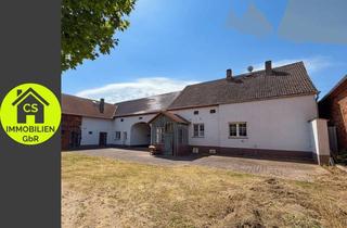Bauernhaus kaufen in 04936 Schlieben, Besichtigung am 14.10.26 möglich! Bauernhof mit 2 Wohneinheiten auf 3ha Land, ideal zur Tierhaltung!