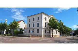 Haus kaufen in 06366 Köthen, Repräsentatives Denkmalobjekt in Bahnhofsnähe in Köthen