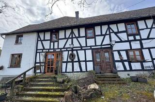 Haus kaufen in 57614 Niederwambach, Immobilie mit Charakter: Vielseitiges Wohnhaus mit ehemaligem Café und 3 Wohneinheiten