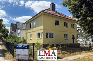 Anlageobjekt in 14612 Falkensee, Solides Mehrfamilienhaus aus 1940 mit drei vermieteten Wohneinheiten