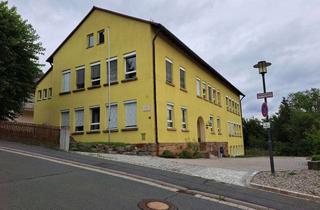 Gewerbeimmobilie kaufen in Erhard-Vogel-Straße, 96247 Michelau, Öffentliches Bieterverfahren: Ehemaliges Schulgebäude in Schwürbitz - Mindestgebot 632.138 €