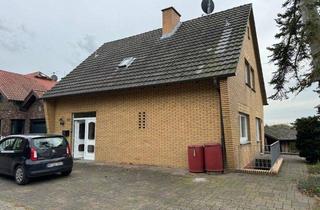 Haus mieten in 41569 Rommerskirchen, Besondere Wohnatmosphäre: lichtdurchflutetes, modernisiertes Einfamilienhaus zu vermieten