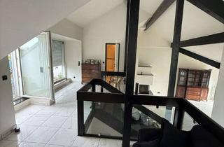Wohnung kaufen in 40764 Langenfeld, Exklusive Maisonette-Wohnung auf 3 Ebenen in bester Wohnlage in Langenfeld