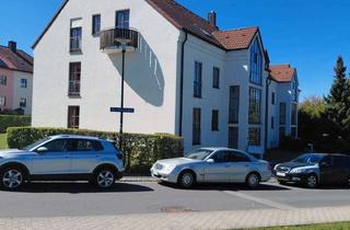 Wohnung kaufen in Zum Schmiedeberg, 01156 Gompitz, Attraktive 2,5-Zimmer-Dachgeschosswohnung, Loggia plus Balkon, TG-Stellplatz, frei, ohne Provision