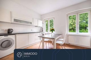 Wohnung kaufen in Prenzlauer Berg, 10407 Prenzlauer Berg, ✨ Perfekte Flächeneffizienz im Bötzowviertel – Stilvolle 3-Zi-Altbauwhg mit Balkon, EBK & Parkett