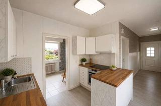 Wohnung kaufen in 53773 Hennef, MANNELLA *Charmante Eigentumswohnung mit Hauscharakter* und großer Terrasse in Lauthausen