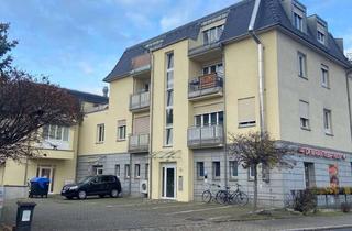 Wohnung kaufen in Weintraubenstr. 2, 01445 Radebeul, Sonnige und gemütliche Dachgeschosswohnung mit 2 Balkonen und Fußbodenheizung!
