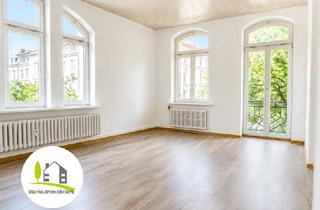 Wohnung mieten in 24143 Gaarden-Ost, Altbaucharme in Kiel-Gaarden: helle 3-Zimmer-Wohnung mit 2 Balkonen – WG-geeignet