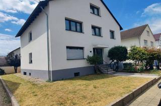Wohnung mieten in 76689 Karlsdorf-Neuthard, Attraktive 4-Zimmer-Etagenwohnung mit Balkon und Einbauküche in Karlsdorf