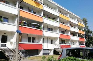 Wohnung mieten in Törtener Straße 31, 06842 Innenstadt, Günstige 2 Raumwohnung mit Balkon!