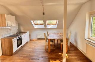 Wohnung mieten in Woogsplatz, 64283 Darmstadt-Mitte, Sonnige Dachgeschosswohnung an der alten Stadtmauer