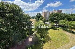 Wohnung kaufen in 22851 Norderstedt, Großzügige 4-Zimmer-Eigentumswohnung mit viel Potenzial