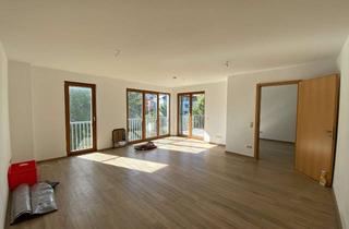 Wohnung mieten in 24106 Wik, Helle 2-Zimmer-Wohnung in der Wik mit Balkon, Fußbodenheizung und Tiefgarage inkl. Wallbox