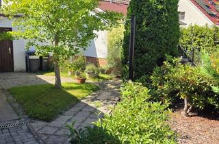 Einfamilienhaus kaufen in 14513 Teltow, ZWEI IN EINS: Einfamilienhaus plus Bungalow :200 m² auf schönem Grundstück