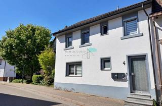 Haus kaufen in 75056 Sulzfeld, Seltene Gelegenheit: Zwei komplett sanierte Häuser zum Preis von einem in Sulzfeld