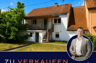 Haus kaufen in 66882 Hütschenhausen, Zwei Häuser. Ein Kaufpreis. Unzählige Möglichkeiten mit 222 m² Wohnfläche auf ca. 800 m² Grundstück
