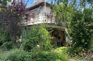 Einfamilienhaus kaufen in 71720 Oberstenfeld, * Charmantes Einfamilienhaus mit Walmdach * freistehend * herrliche Lage *
