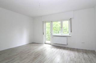 Wohnung mieten in 67061 Ludwigshafen, Renovierte 4-Zimmer-Wohnung mit zwei Balkonen in Ludwigshafen-Süd