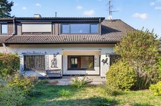 Haus kaufen in 76229 Karlsruhe, Attraktives 2-Familienhaus in Toplage von Karlsruhe-Grötzingen