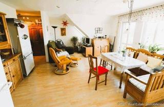 Wohnung kaufen in 09669 Frankenberg, Vermietete und sehr gepflegte 1,5 Zi.-ETW mit Tiefgarage, Keller und Dachboden (Bodentreppe in Whg.)