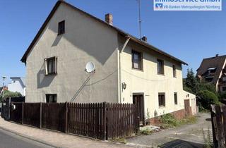 Wohnung kaufen in 90610 Winkelhaid, Sanierungsbedürfte 2-Zimmer-Wohnung mit ca. 85 m², Garage und Garten in zentraler Lage