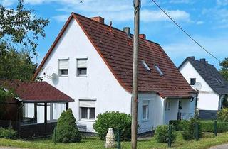 Doppelhaushälfte kaufen in 18581 Putbus, Putbus - Doppelhaushälfte mit Wald und Garten auf der Insel Rügen