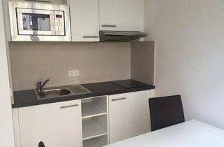 Wohnung kaufen in 90478 Nürnberg, Nürnberg - Moderne 1-Zimmer-Wohnung möbliert Terrasse EBK SpüMa WaTr