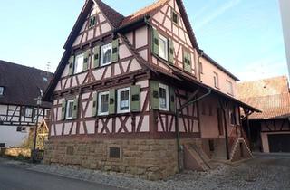 Haus kaufen in 75428 Illingen, Illingen - Fachwerkhaus mit Scheune, Bauplatz und großem Grundstück
