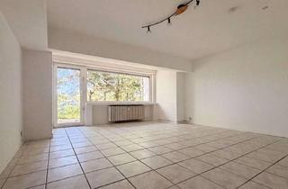 Wohnung kaufen in 51465 Bergisch Gladbach, Großzügiges Wohnen mit eigenem Garten in ruhiger, naturnaher Lage in Bergisch Gladbach