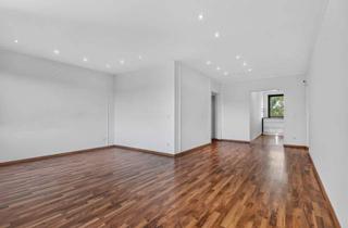 Wohnung kaufen in Schubertstraße 12, 30823 Garbsen, Helle 4-Zimmer-Wohnung mit Balkon, Aufzug & Einbauküche – bezugsfrei und modernisiert | Erbpacht