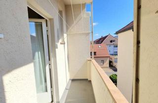 Wohnung kaufen in 70372 Bad Cannstatt, Renovierungsbedürftige 3 Zimmer Wohnung mit Garage