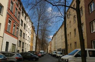 Wohnung kaufen in 50670 Altstadt-Nord, Moderne Zwei-Zimmer-Wohnung im Herzen des Kölner Agnesviertels