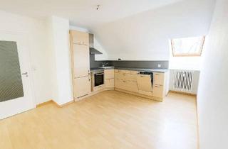 Wohnung kaufen in 85737 Ismaning, Attraktive 3 Zimmer Dachgeschosswohnung in Bestlage von Ismaning – sofort bezugsfrei