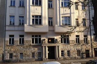 Wohnung kaufen in Tiefe Straße, 04318 Anger-Crottendorf, Top ausgestattet: Balkon, Loggia, Parkett und vieles mehr