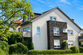 Wohnung kaufen in 72631 Aichtal, Ein Wohntraum ist diese 4,5-Zimmer-Maisonettewohnung mit 2 Balkonen und gr. Dachterrasse