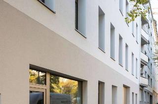Wohnung kaufen in Urbanstraße, 10961 Kreuzberg, Altbaucharme trifft Top-Lage: Großzügige 2-Zimmer-Wohnung im Herzen von Kreuzberg!