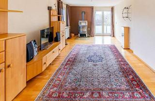 Wohnung kaufen in 78194 Immendingen, Attraktive 3-Zi.-Wohnung mit Kamin, ausgebautem Dachraum, Garage und eigenem Garten in Immendingen