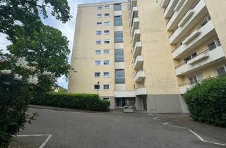 Wohnung kaufen in 77933 Lahr, Attraktive Etagenwohnung mit Weitblick in zentraler Lage von Lahr