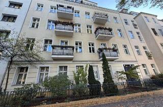Wohnung kaufen in Kurfürstendamm, 10711 Grunewald, 3 Zimmer Dachgeschosswohnung in guter Lage unweit Kurfürstendamm ( bezugsfrei )