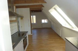 Wohnung mieten in 21682 Stade, Neuwertige 2 Zimmer-DG-Wohnung mit Einbauküche in Stade Altstadt