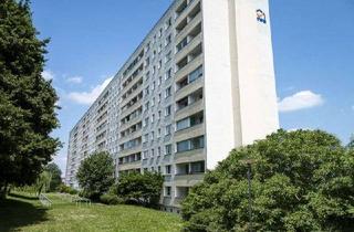 Wohnung mieten in Willi-Bredel-Straße 21, 39120 Leipziger Str., Attraktive 2-Raumwohnung mit EBK sucht Nachmieter