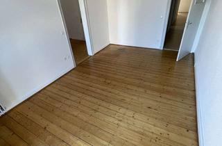 Wohnung mieten in 68161 Schwetzingerstadt, Charmante 4-Zimmer-Altbauwohnung mit Balkon in begehrter Mannheimer Oststadt