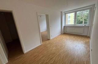 Wohnung mieten in Karl-Marx-Ring 59 a, 81739 München, moderne 4-Zimmer-Wohnung mit Balkon in familienfreundlicher Lage von Neuperlach