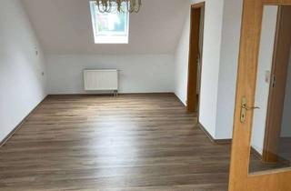 Wohnung mieten in Ulmenstraße 62, 15366 Hoppegarten, Schöne 3 Zimmer Wohnung, 2 Balkone mit EBK - 8 min zum U-Bhf