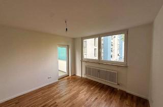 Wohnung mieten in Gerhart-Hauptmann-Ring 64, 81737 München, Sonniger Balkon mit Blick ins Grüne – 3 Zimmer im 3. Stock in München