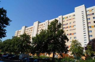 Wohnung mieten in Roald-Amundsen-Straße 25, 18106 Schmarl, Neu renovierte 3-Raumwohnung - 8.Etage - mit Videorundgang