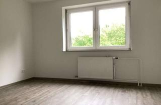 Wohnung mieten in Banater Weg 11, 33609 Baumheide, Großzügige 3,5-Zimmer-Wohnung mit Balkon in grüner Lage